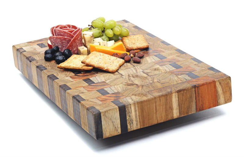 CUTTING BOARD